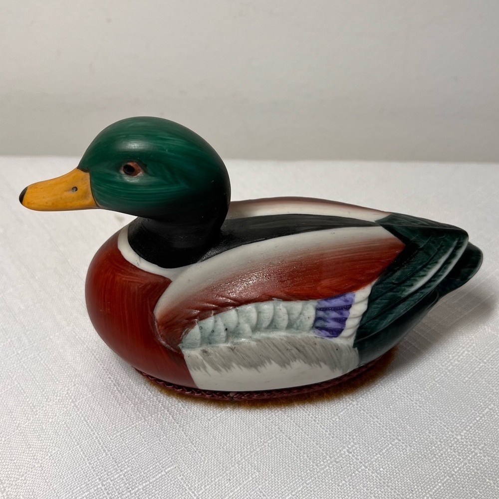 Jasco ceramic mallard duck lint brush
hand-painted ceramic 
vintage 
collectible